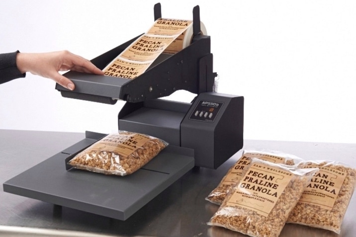 machine à étiquettes